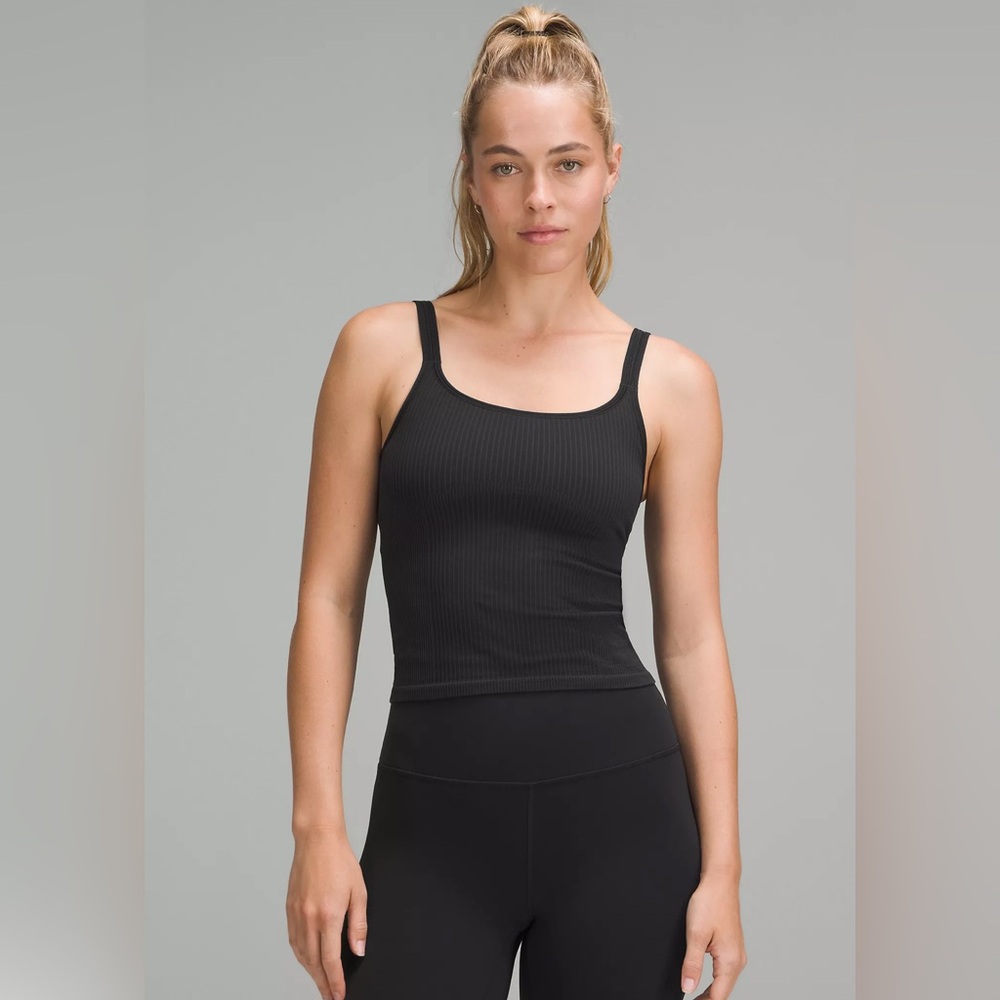 Lululemon Ebb to Street Scoop-Neck Cropped Tank Top *Light Support, B/C Cup